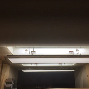 Magnetic Strips Easily Retrofit Flickering Fluorescent Tubes